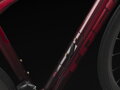 Trek Domane SLR 9 AXS Gen 4: dal fumo rosso metallizzato al fumo rosso carbonio